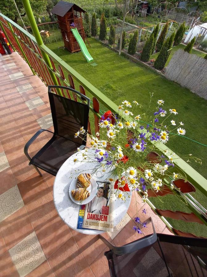 Afrodita Hotel Štúrovo Bagian luar foto