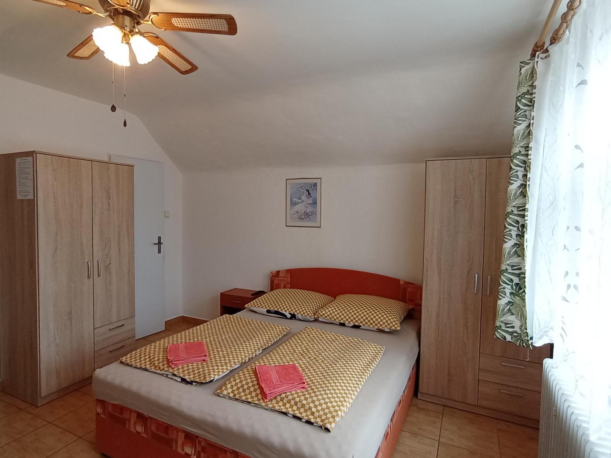 Afrodita Hotel Štúrovo Bagian luar foto