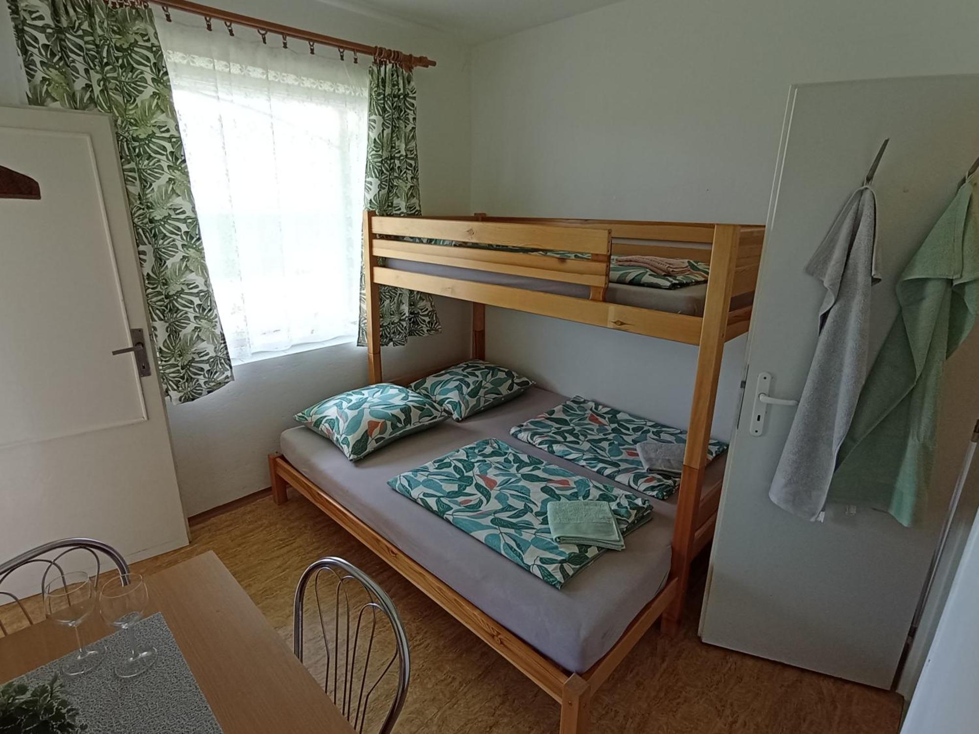 Afrodita Hotel Štúrovo Bagian luar foto